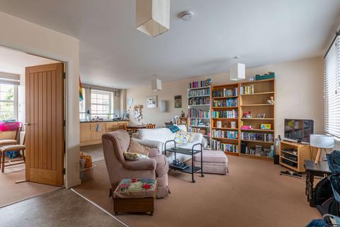 1 bedroom flat to rent - Watson Crescent Lane Edinburgh EH11 1FB United Kingdom