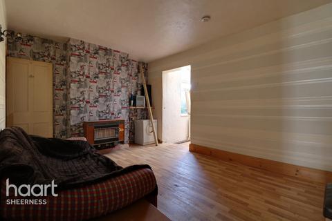 76 James Street, Sheerness, ME12 2PY