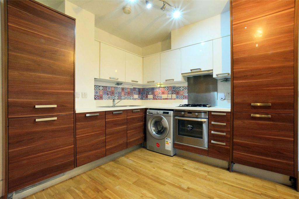Apartment in Greenwich - View 2