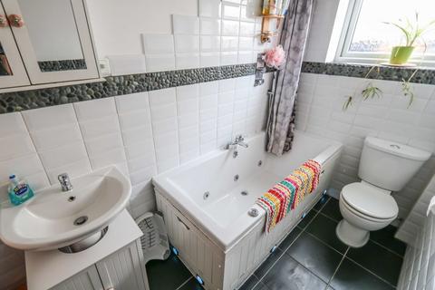 15 Bembridge Drive, Hayling Island, PO11 9LU