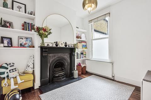 27 Waveney Avenue, London, SE15 3UF