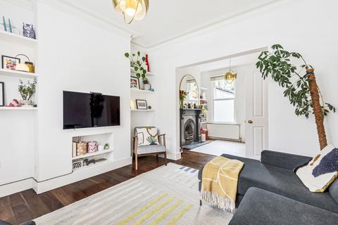 27 Waveney Avenue, London, SE15 3UF