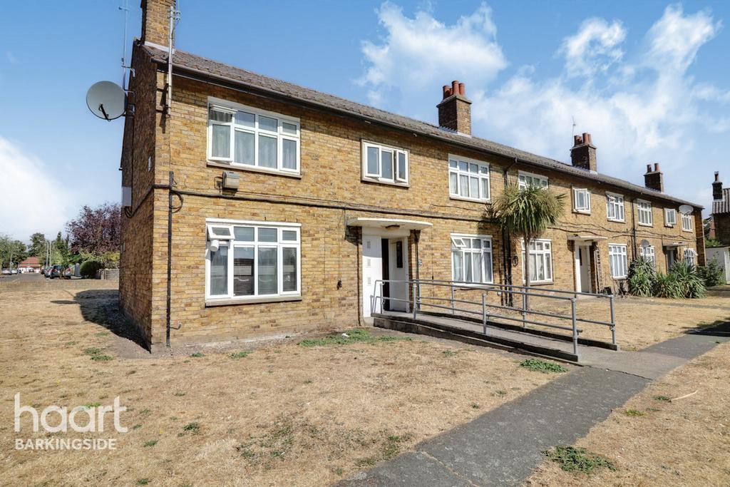 Cranbrook Road, Barkingside 1 bed flat £185,000