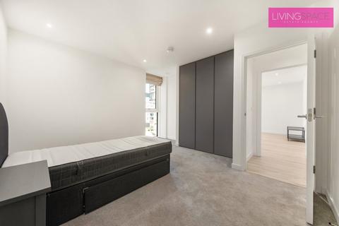 2 bedroom flat to rent, Hartington Court, Manor  House