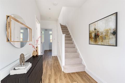43 Wood Lane, London, NW9 8DU