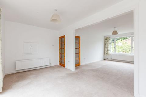 3 bedroom semi-detached house for sale - 17 Barnton Park View, Edinburgh, EH4 6HH