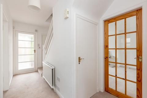 17 Barnton Park View, Edinburgh, EH4 6HH