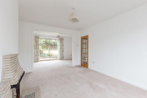 17 Barnton Park View, Edinburgh, EH4 6HH