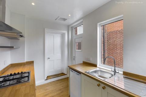2 bedroom terraced house to rent - Cartington Terrace, Heaton, Newcastle upon Tyne, Tyne and Wear, NE6 5SH
