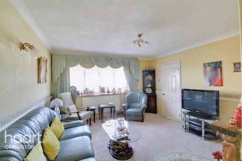 18 Priorsford Avenue, Orpington, BR5 2EW