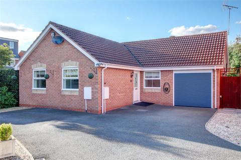 3 bedroom bungalow for sale - Swan Drive, Droitwich, WR9