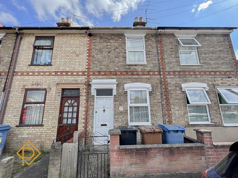 DEBEN ROAD, IPSWICH 2 bed terraced house for sale £170,000