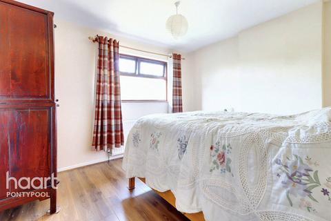 3 Beeches Road, Trevethin, Pontypool, NP4 8HJ