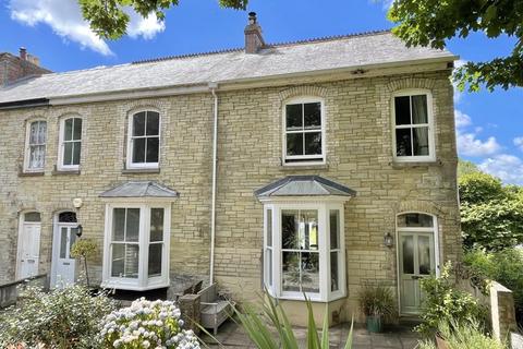 3 bedroom end of terrace house for sale - Bodmin Road, Truro