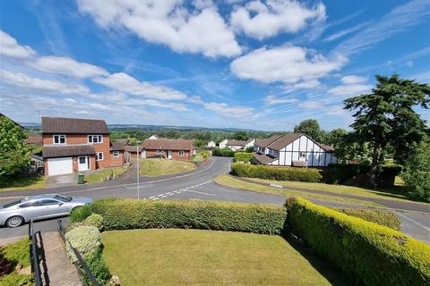 5 bedroom detached house for sale - The Rugg, Leominster, Herefordshire, HR6 8TE