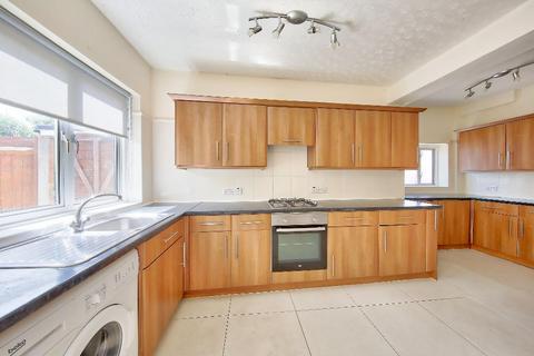 3 bedroom end of terrace house to rent - Bushey Road, Raynes Park, London, SW20 0JN