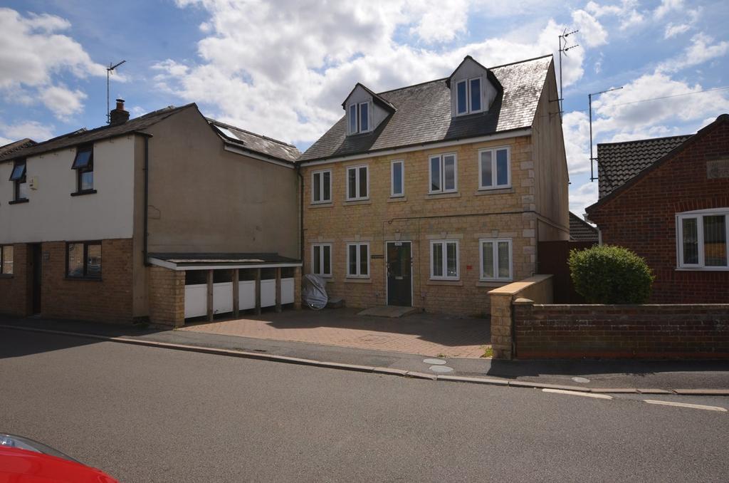 Foundry Road, Stamford, PE9 1 bed flat £650 pcm (£150 pw)