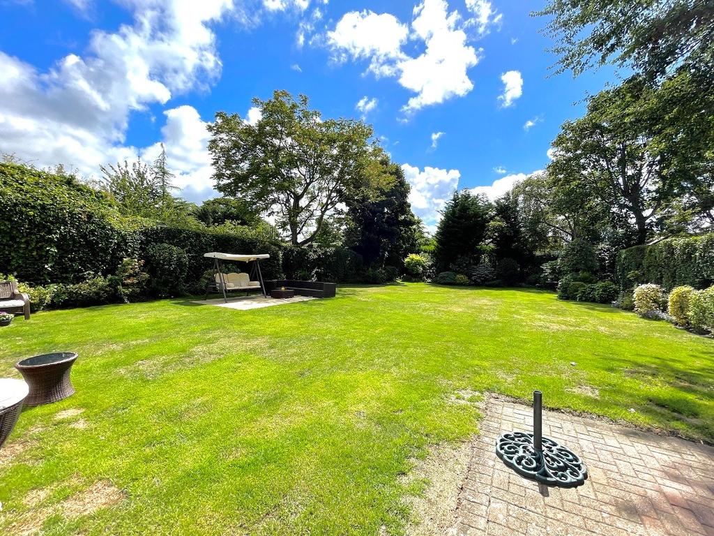 Old Town Lane, Formby, Liverpool, L37 4 bed detached bungalow £790,000