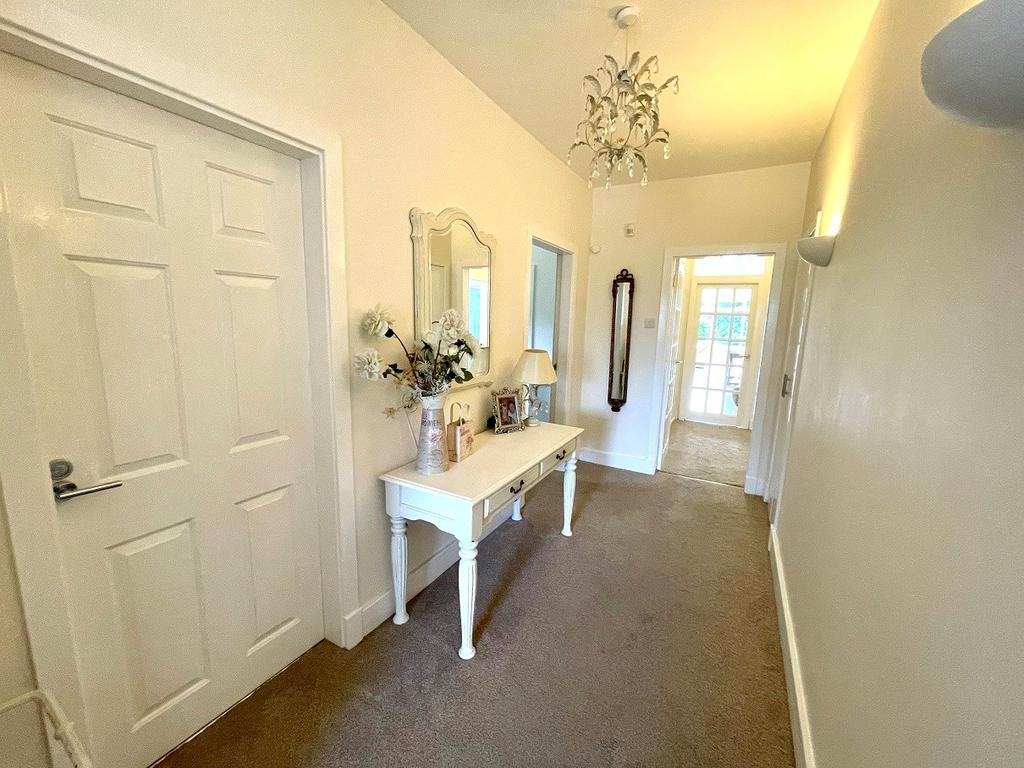 Old Town Lane, Formby, Liverpool, L37 4 bed detached bungalow £790,000