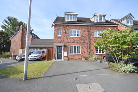 4 bedroom semi-detached house for sale - Langley Beck, Widnes