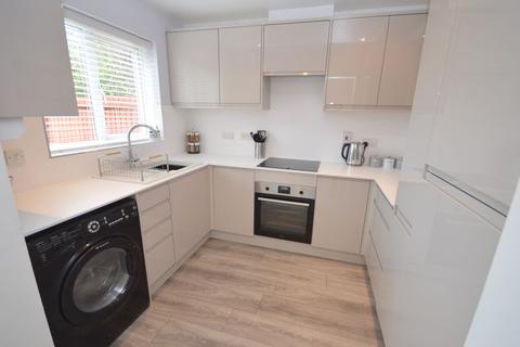 4 bedroom semi-detached house for sale - Langley Beck, Widnes