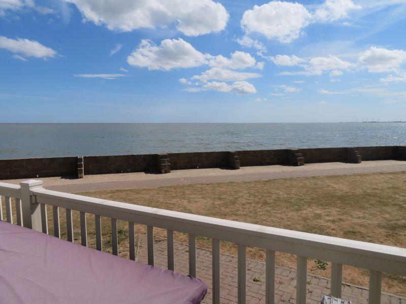 Church Lane, East Mersea 2 bed lodge for sale £100,000