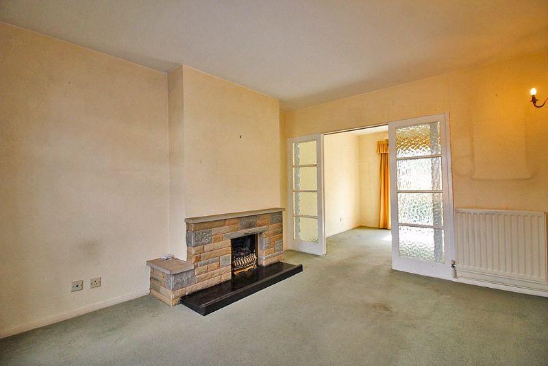 Ravenhill Drive, CODSALL 3 bed semidetached house £225,000