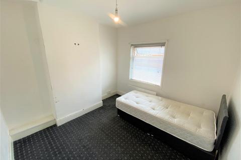2 bedroom house to rent - Ruding Road, Leicester, LE3