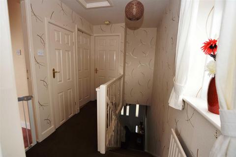 3 bedroom semi-detached house to rent - Myers Lane, Bolton, Bradford