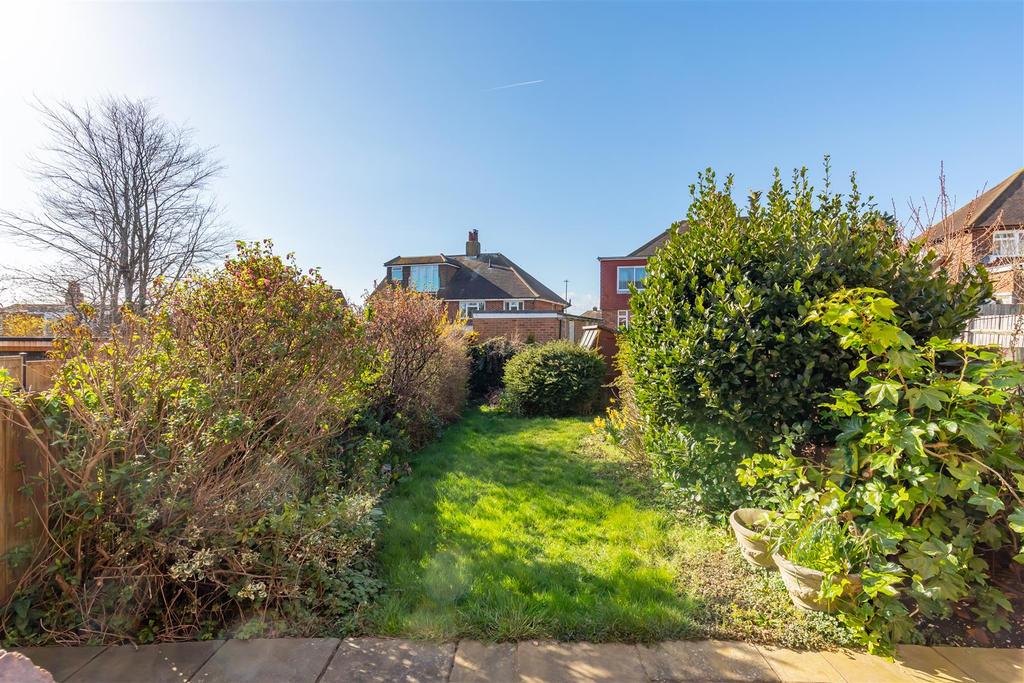 Queen Alexandra Avenue, Hove 3 bed terraced house for sale £550,000