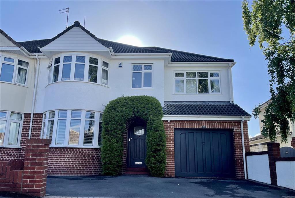 Oakdale Court, Downend, Bristol, BS16 6DU 5 bed semidetached house for