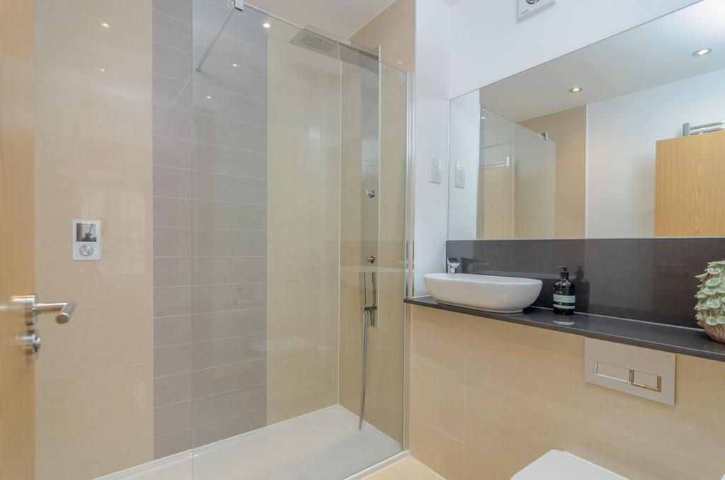 En-Suite (Bedroom Two)