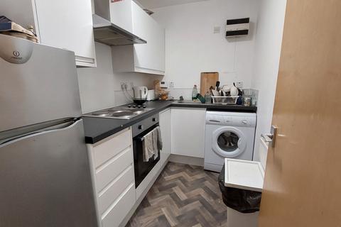 3 bedroom flat to rent, Brechin Street, Finnieston, Glasgow, G3