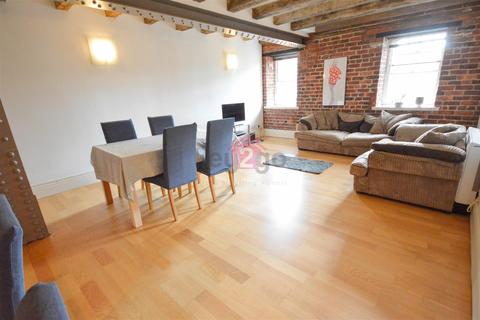 2 bedroom apartment to rent - The Warehouse, Victoria Quays, S2