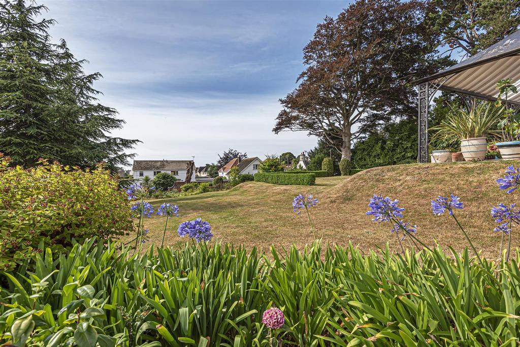 Communal gardens