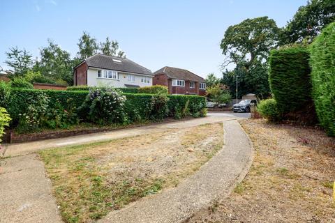 10 Ferrard Close, Ascot, SL5 8LN