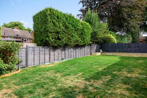 10 Ferrard Close, Ascot, SL5 8LN