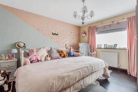 10 Ferrard Close, Ascot, SL5 8LN