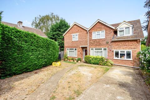 10 Ferrard Close, Ascot, SL5 8LN