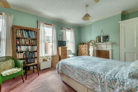 6 Campbell Road, Bedford, MK40 3DD