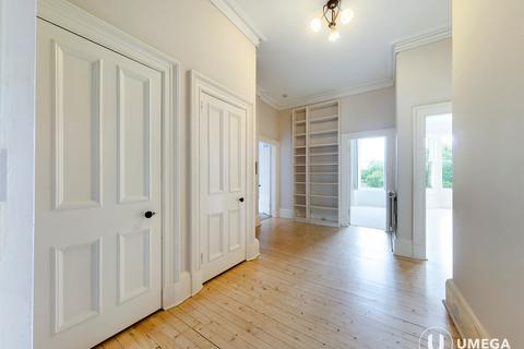 3 bedroom flat to rent - Forbes Road, Bruntsfield, Edinburgh, EH10
