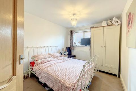 133a High Street, Halling, Rochester, ME2 1BT
