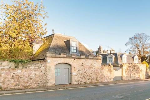 3 bedroom detached house to rent, Blackford Avenue, Grange, Edinburgh, EH9
