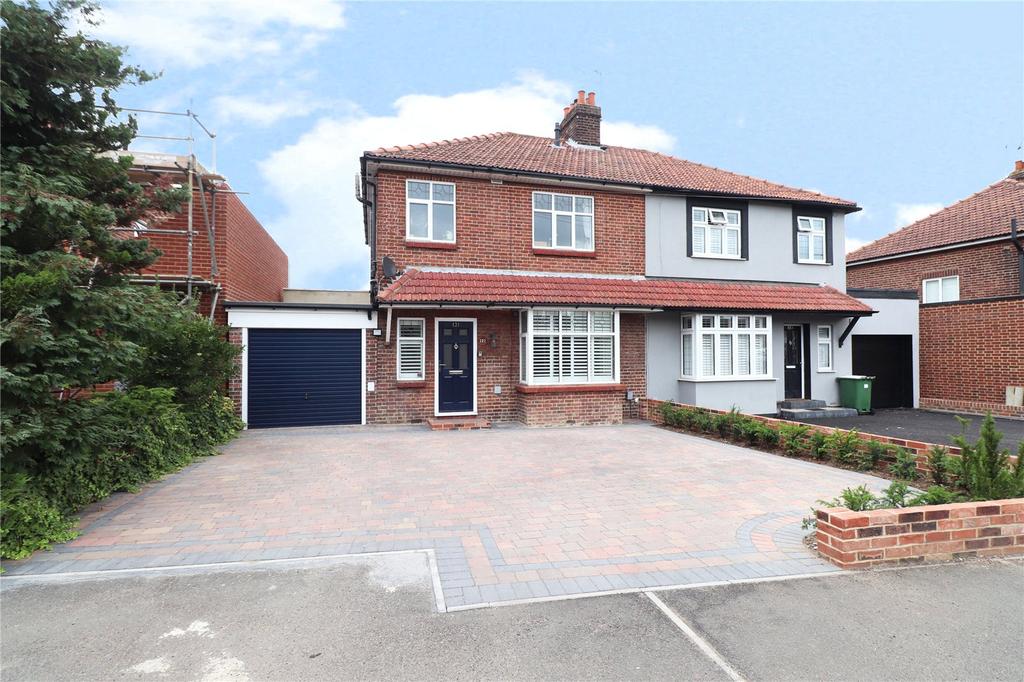 Mayplace Road East, Bexleyheath, Kent, DA7 4 bed semidetached house £2,300 pcm (£531 pw)