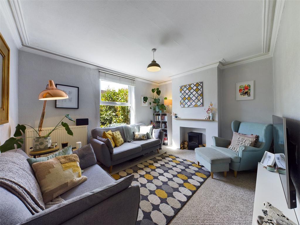 Lansdowne Road, Worcester, Worcestershire, WR3 2 bed semidetached house for sale £230,000