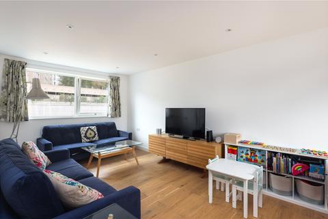 14 Prospect Row, London, E15 1FX