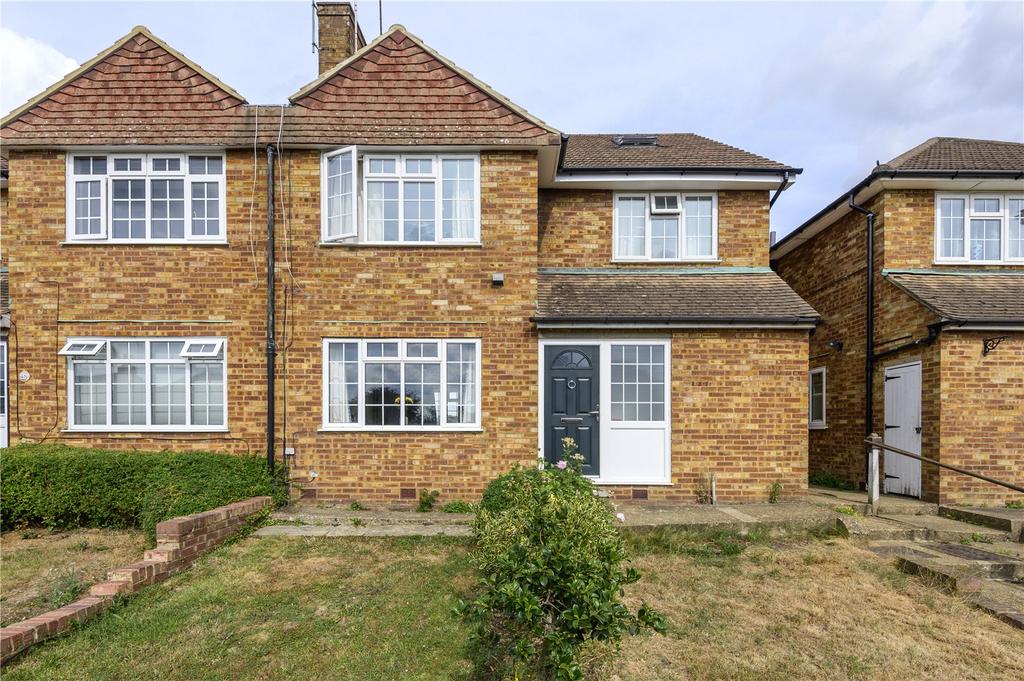 Kelvedon Close, Kingston upon Thames, KT2 3 bed apartment £665,000