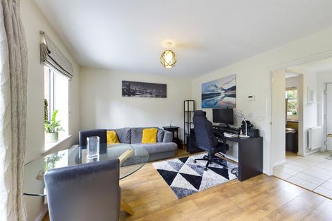 2 bedroom end of terrace house for sale - Persimmon Gardens, Cheltenham, Gloucestershire, GL51