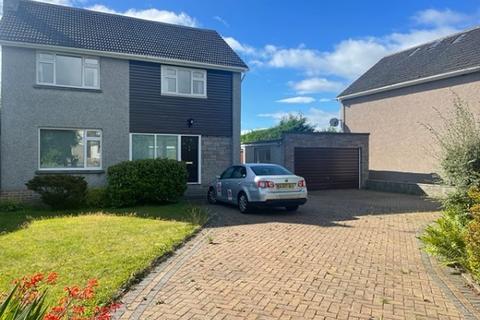 4 bedroom detached house to rent, Baillieswells Crescent, Bieldside AB15