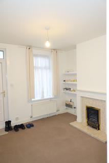 2 bedroom terraced house to rent, Bowes Road, Strood, Rochester